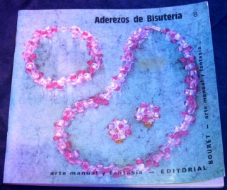 ADEREZOS DE BISUTERIA 8